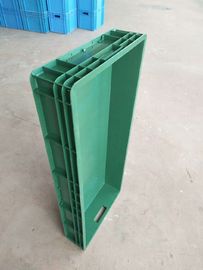 安定した負荷のディバイダーの貯蔵のために中補強する箱900*400*120 mmを積み重ねるヨーロッパのバージンのポリエチレン